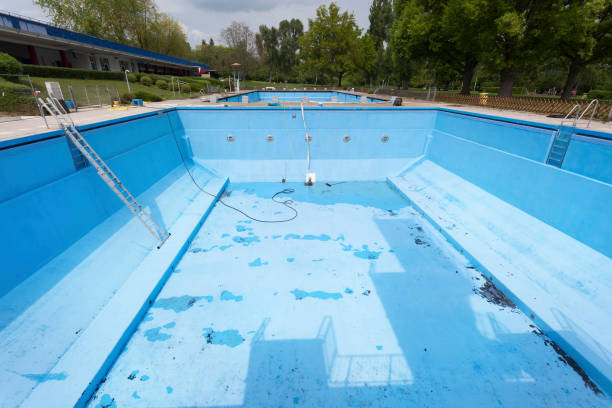 Best Water damage restoration near me  in Southgate, MI